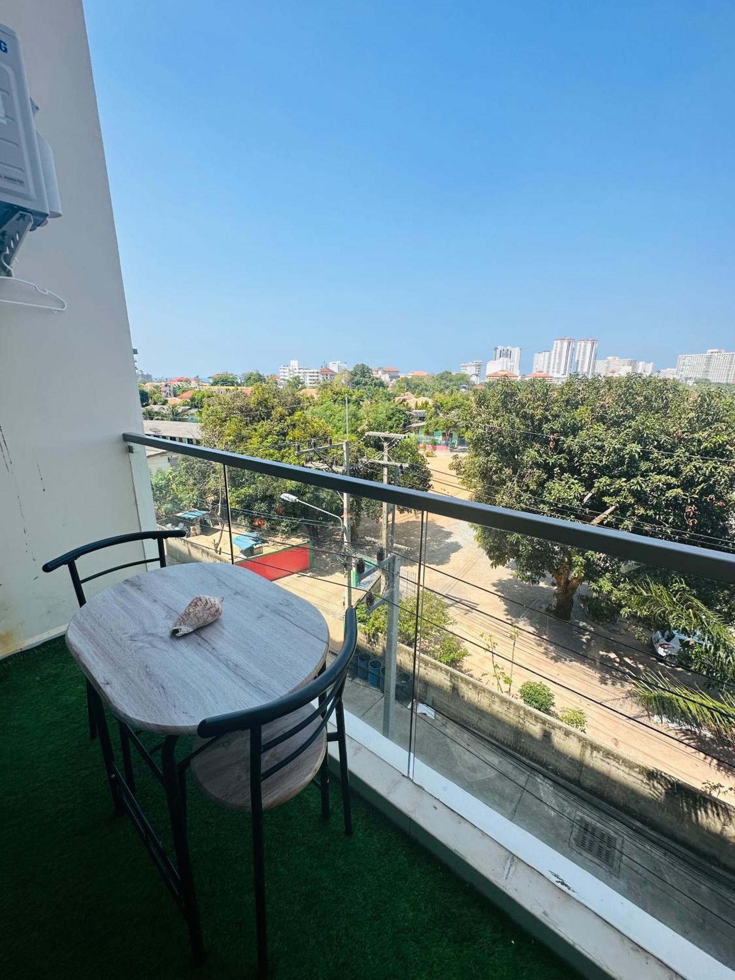 Laguna Beach Resort 2-Loft Room Garden View Джомтиен Бийч Екстериор снимка